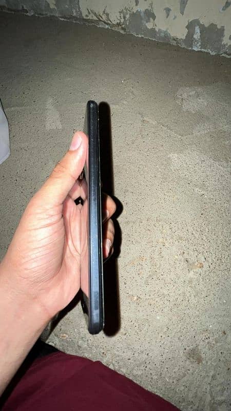 vivo y33s complete box 8/128 4