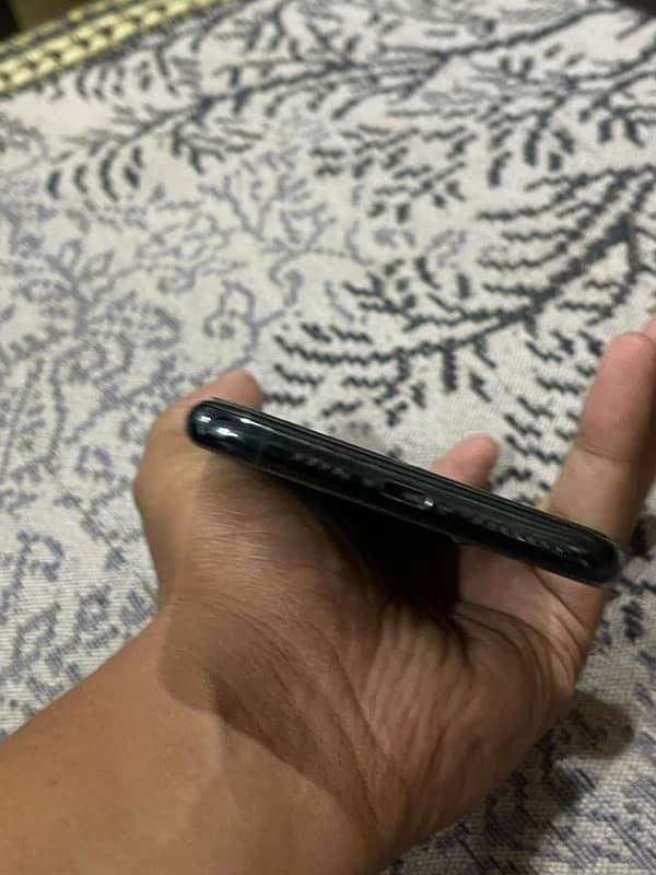 iphone 11 pro max 1