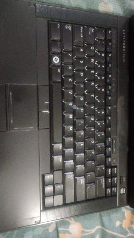 laptop Latitude 1
