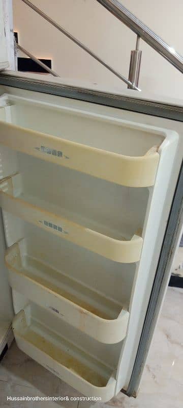 Dawlance fridge 0