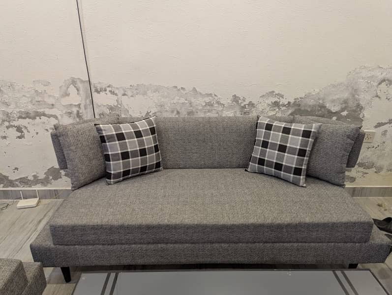 like brand new sofa set 3