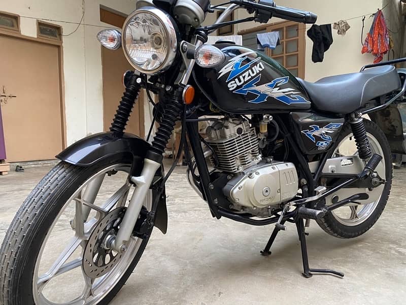 Suzuki GS 150se 2020 4