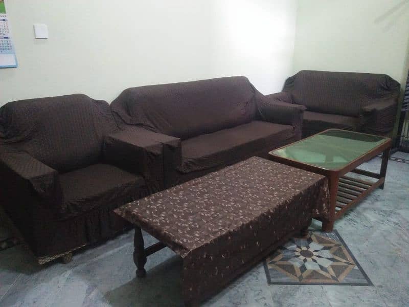 sofa set 6 seater bilkul new for sale 6
