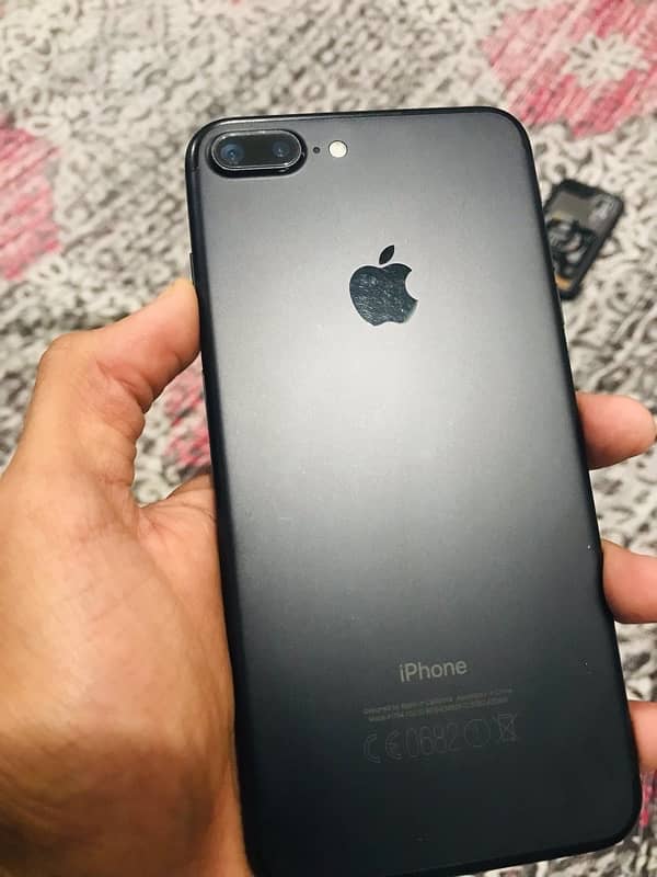 IPHONE 7+ 128gb finger non working urgent sell 7