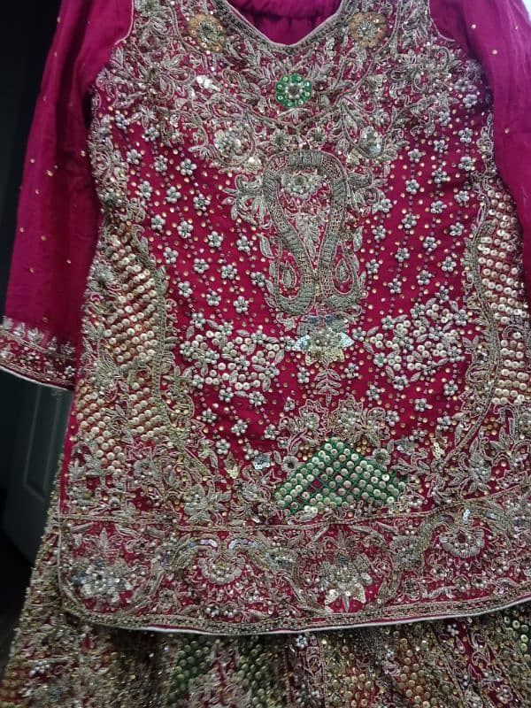 mehndi and Barat Lehnga 10