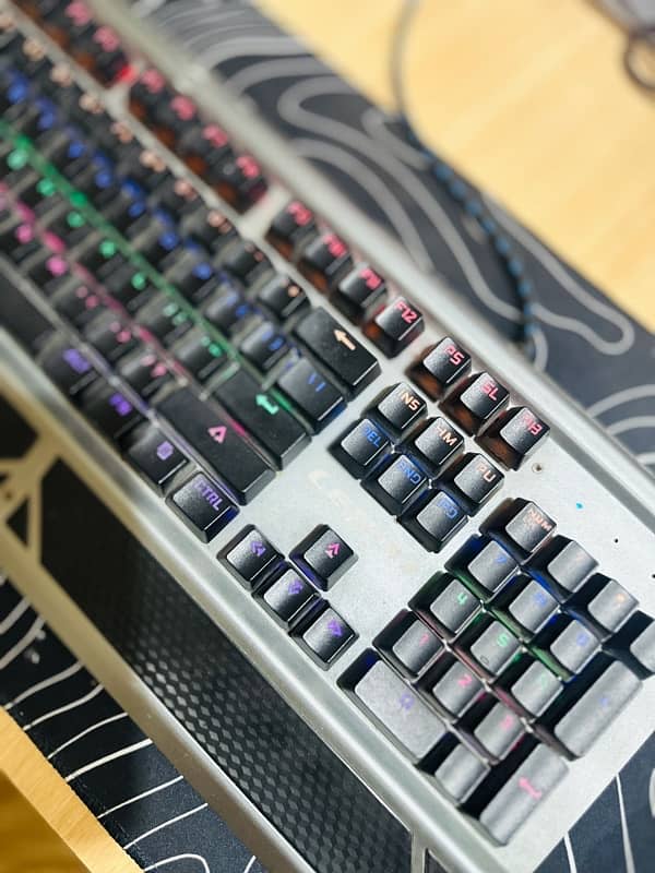 RGB mechical black switch keyboard 1