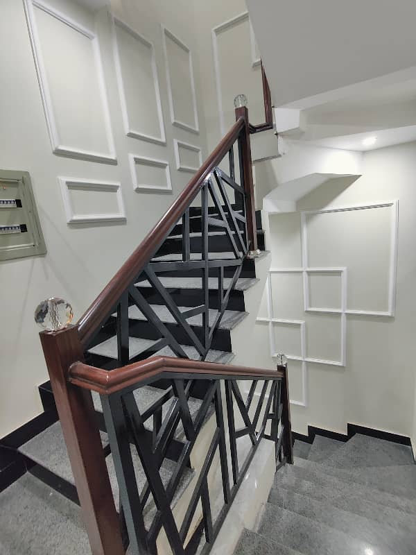 8 Marla corner Double Unit House Available. For Sale In Multi Gardens MPCHS. B-17 Block F Islamabad 18