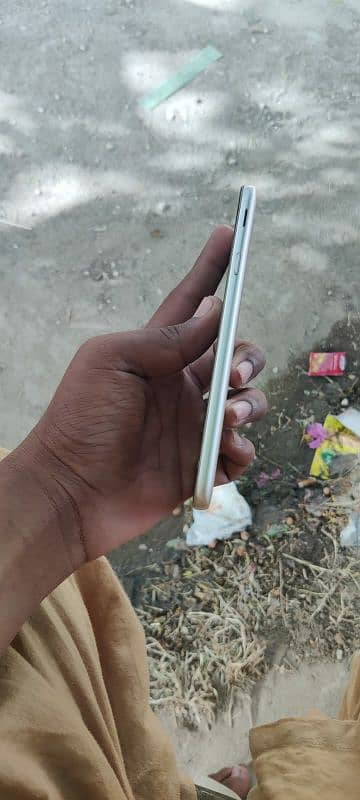 Samsung Galaxy J7 Pro 3GB/32GB Partial Touch Issue 1