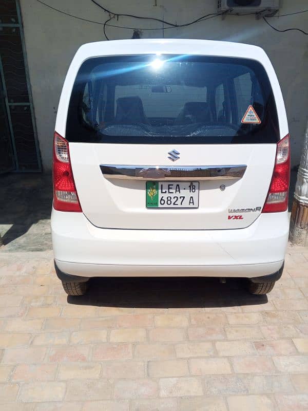 25.75 lak       . . . . . . 47500driven. . . . . 03181117055 0