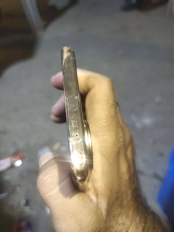 vivo v 40e 8/256 lash condition 2