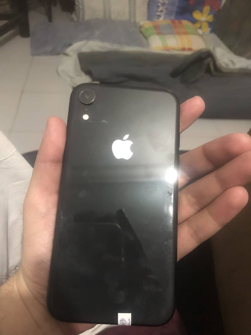 I phone XR 64 gb PTA Approved 1