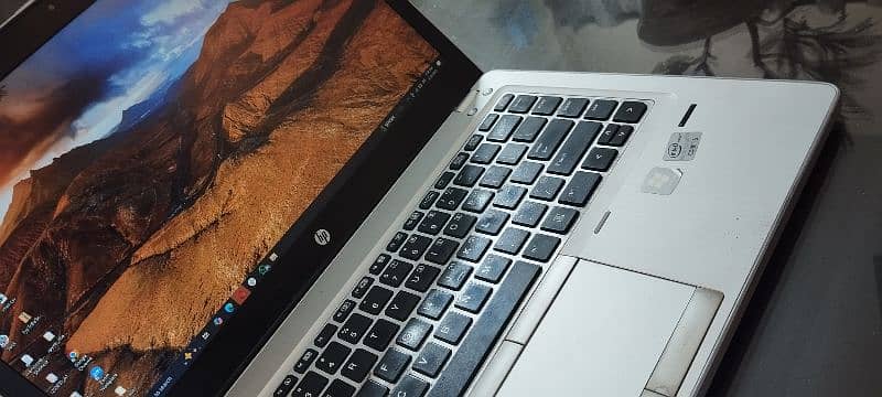 HP Elitebook 9470 i5 3rd gen 0