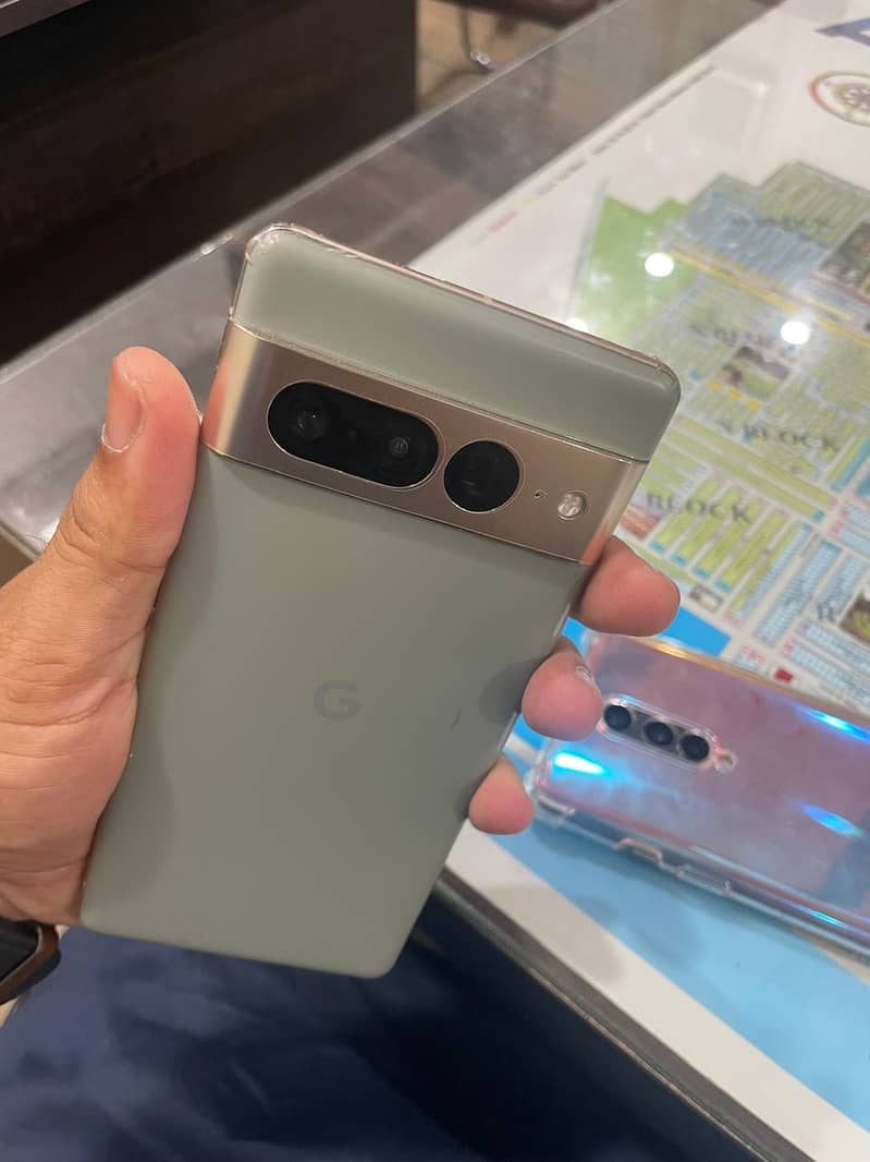 Google pixel 7 10 by 10 4