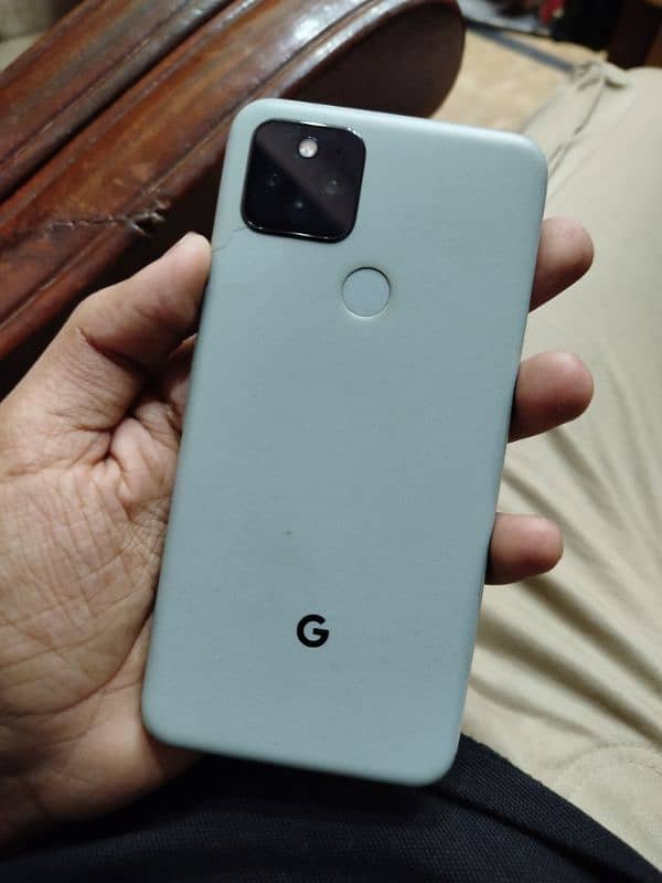 I'm selling my Google Pixel 5 in excellent condition (10 out of 10). 0