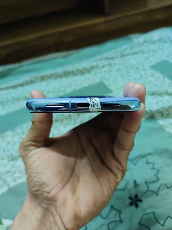 google pixel 8 pro condition 10/10 no refurbished 12/128 All ok 1