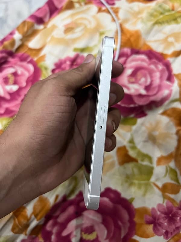 iPhone 5se 2016 3
