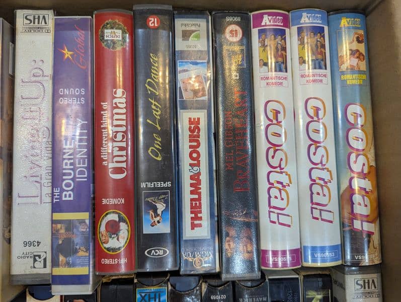 vhs/vcr cassette read the description 1