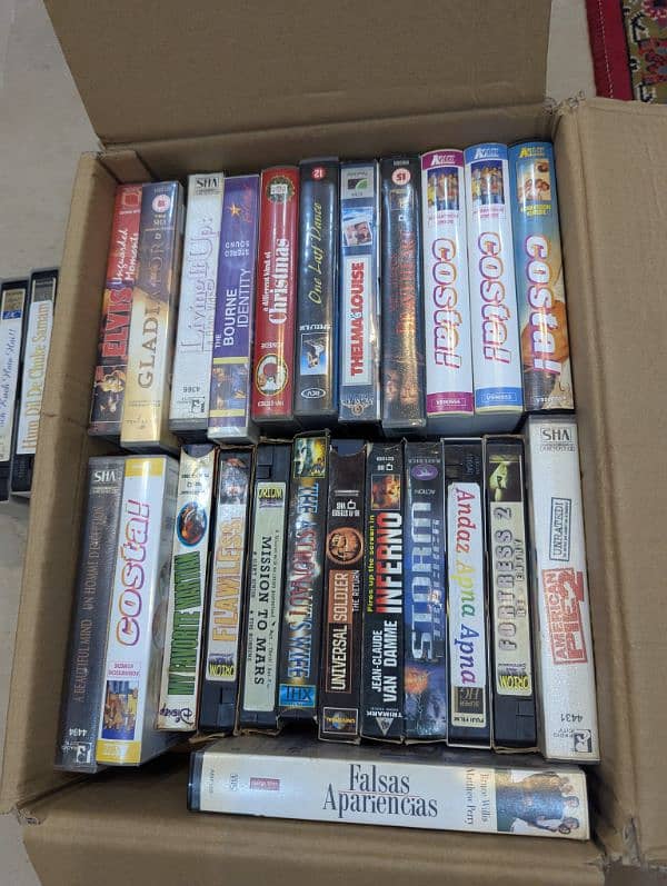 vhs/vcr cassette read the description 6