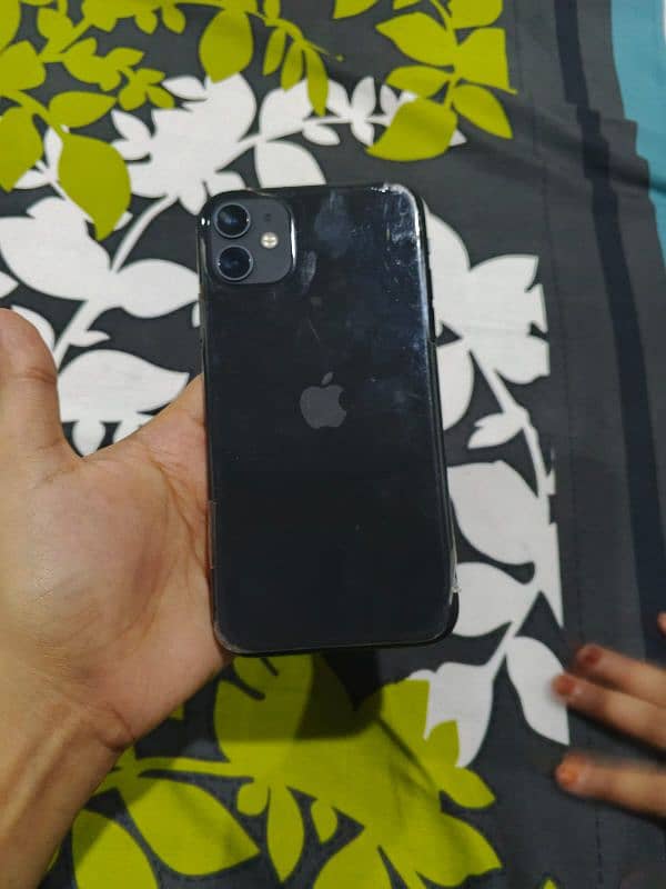 iPHONE 11 | 64 GB | NON PTA 5
