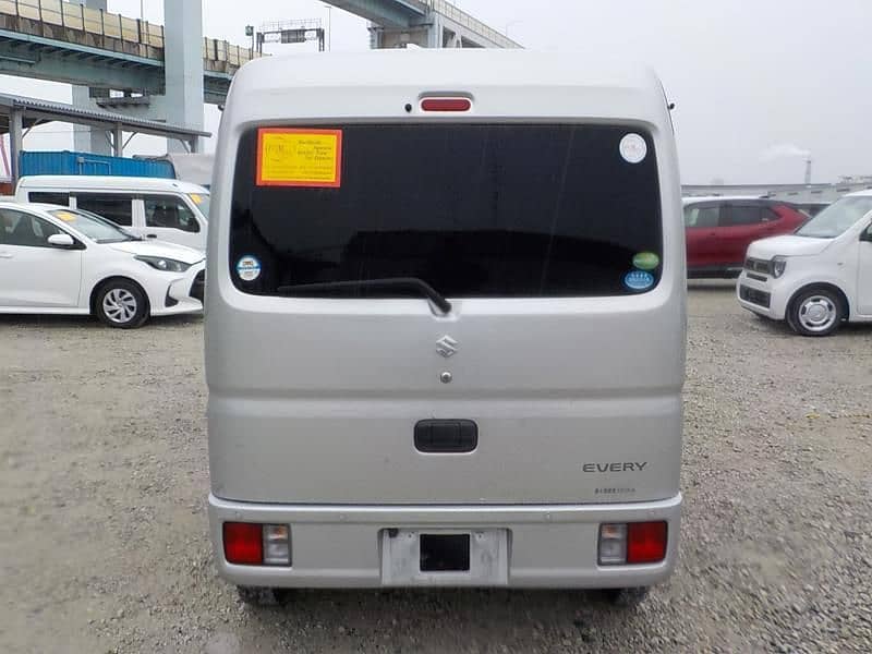 Suzuki Every 2020 1