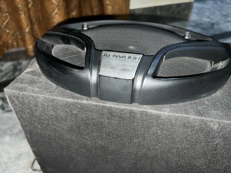 Brand new kenwood speaker with buffer 1