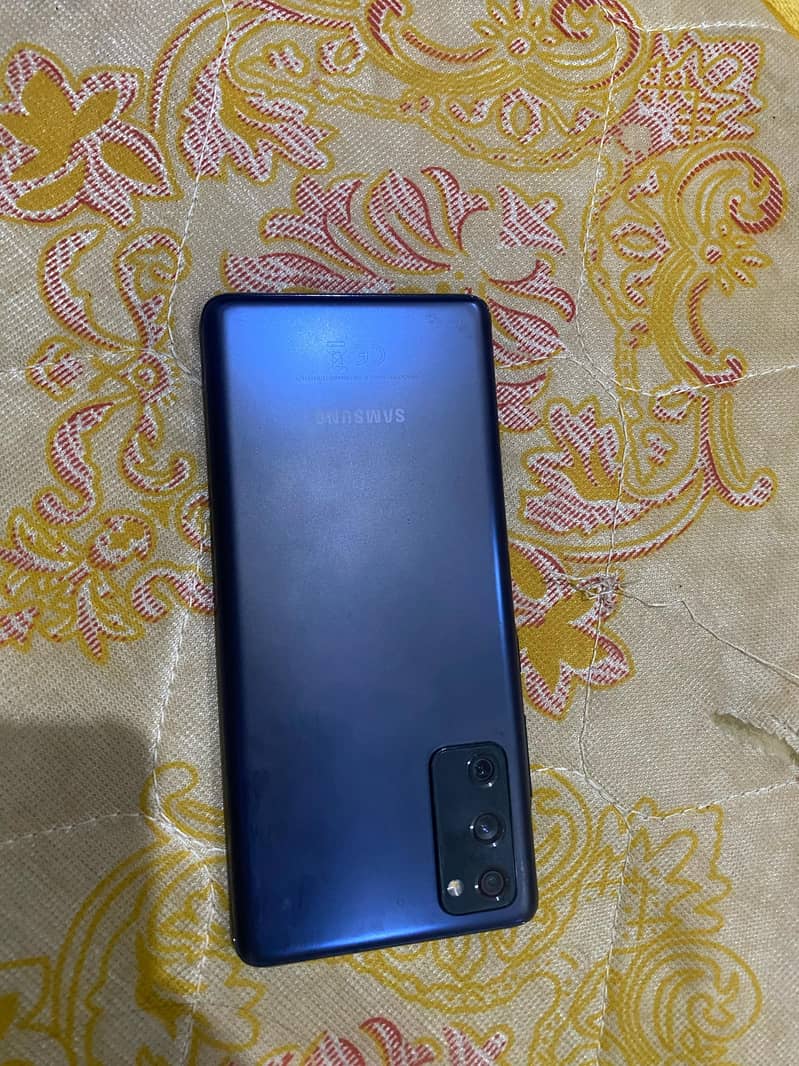 Samsung Galaxy S20 Fe 5g crystal clear shining device urgent for sale 0