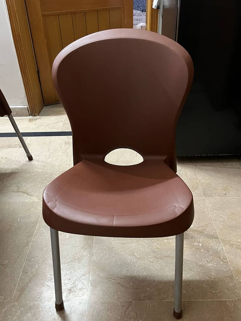 Dining Table with 6 Chairs 5