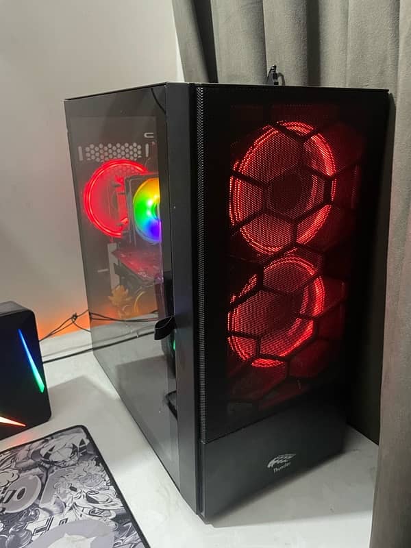 Gaming Pc And Setup With Monitor Keyboard Accesories 8