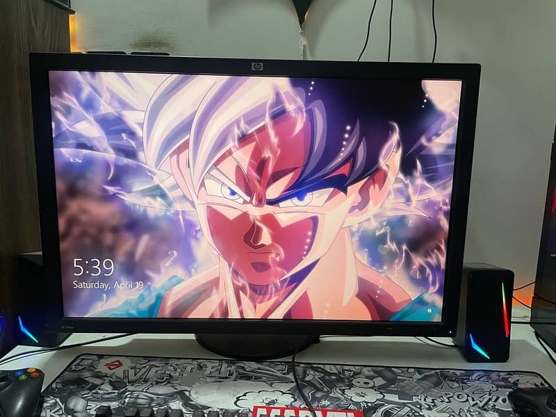 Gaming Pc And Setup With Monitor Keyboard Accesories 10