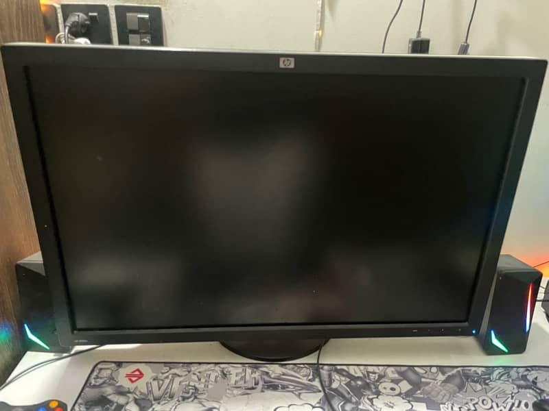 Gaming Pc And Setup With Monitor Keyboard Accesories 12