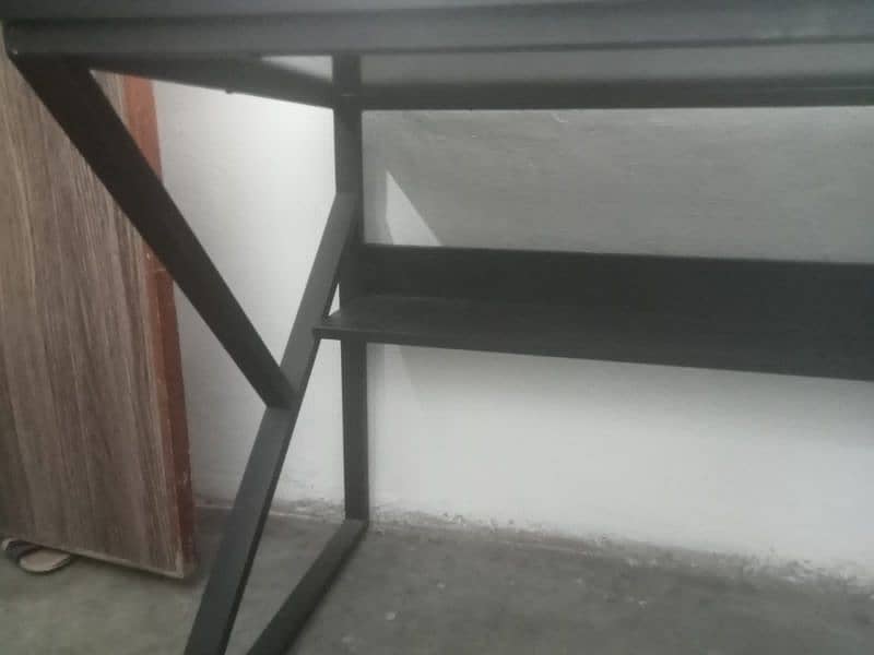 computer table 4