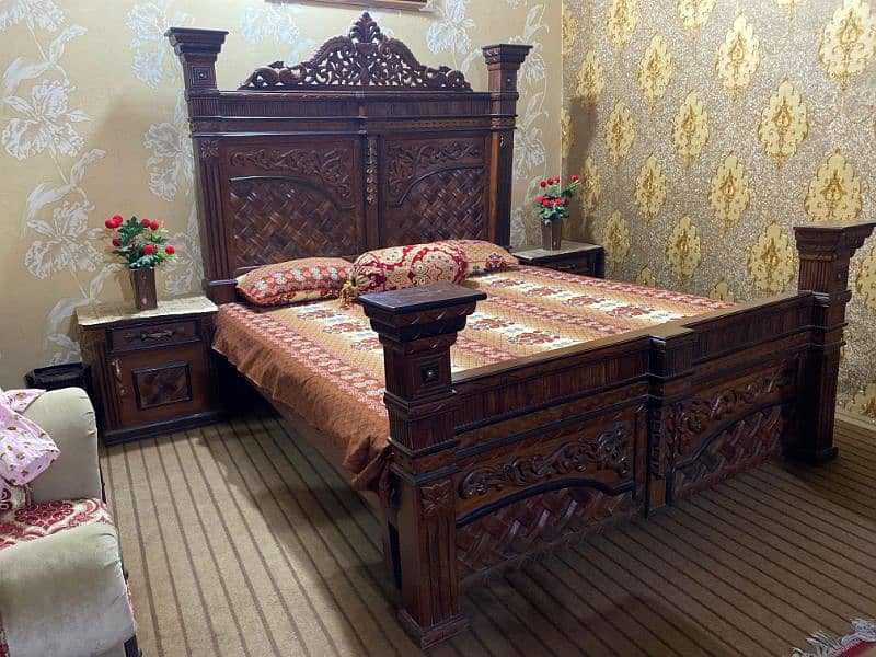 King Size Bed 2 Sides Table Dressing Table 0
