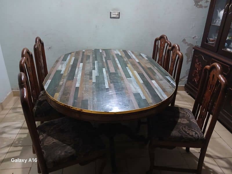 Dining table with 6 chairs 0