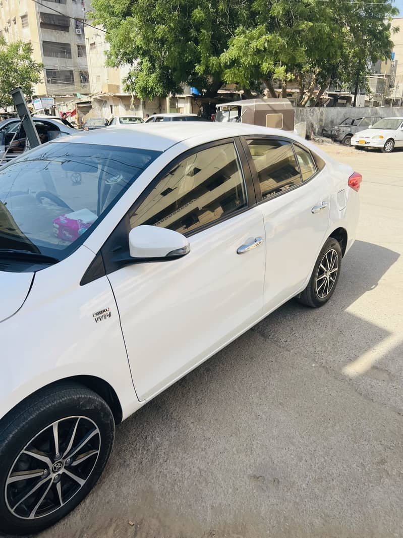 Toyota Yaris 2020 full option 3