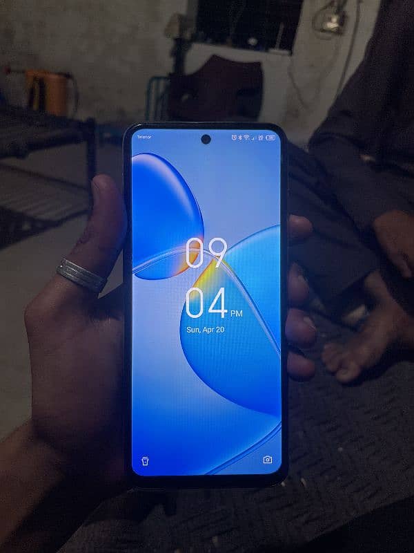 Infinix hot 12 4