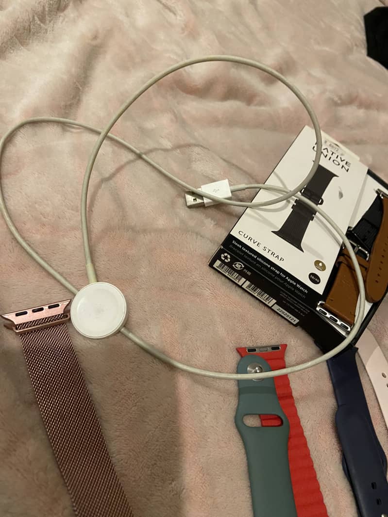 Apple series 5 smart watch 3
