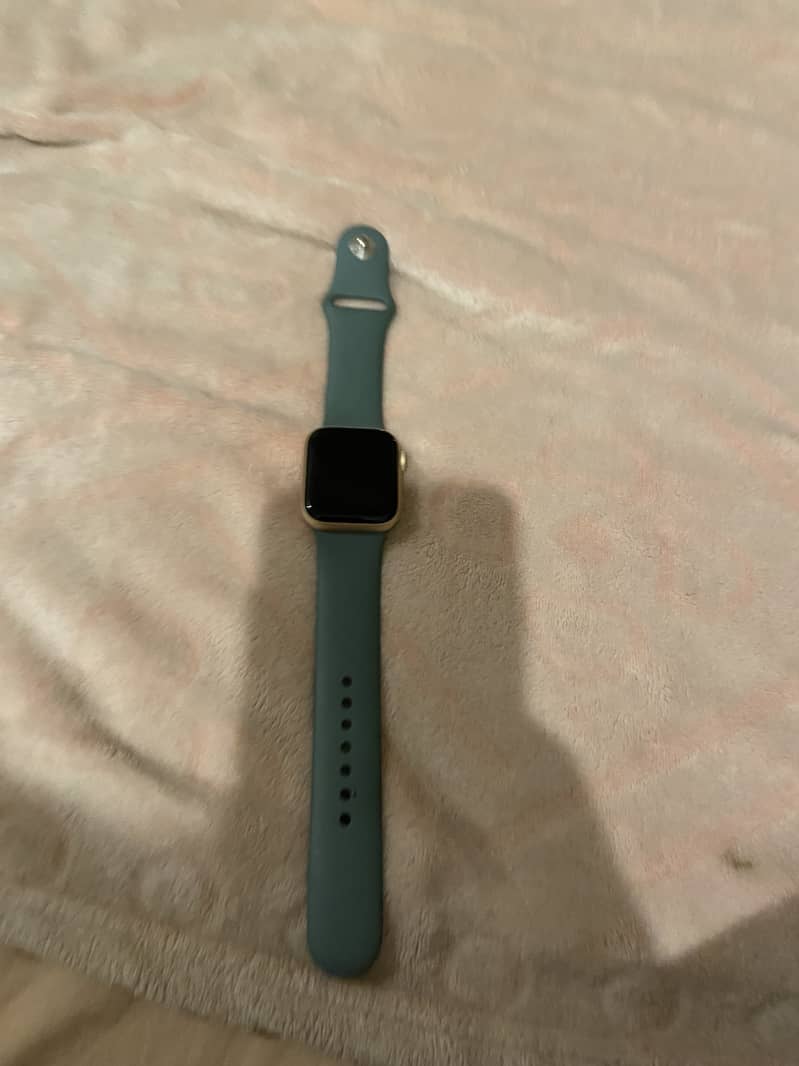Apple series 5 smart watch 4