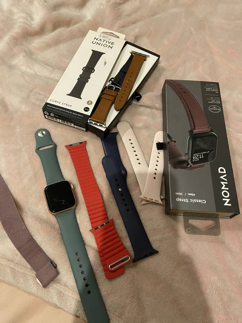 Apple series 5 smart watch 7