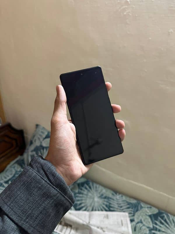 Google pixel 6 4