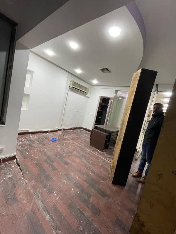 Office For Rent In Gulberg II Siddique Trade Center 9