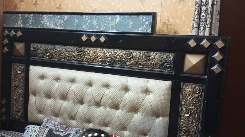 King Size bet set side tables +Mirror table+showcase 0