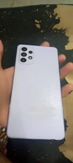 samsung A72 . . . . condition 10/9.8/128  eargent need seel