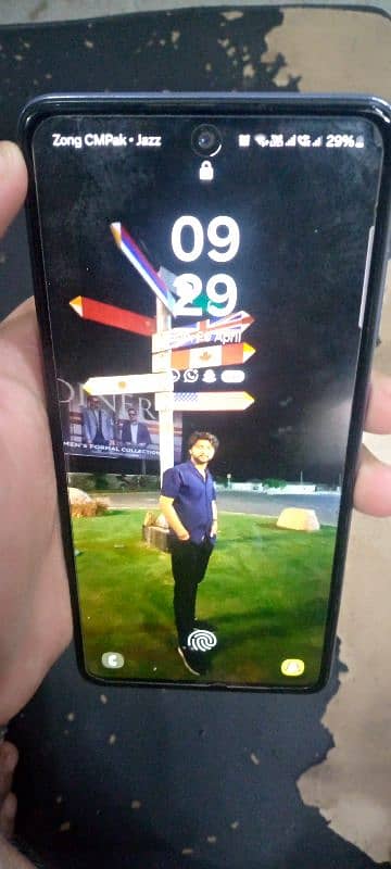 samsung A72 . . . . condition 10/9.8/128  eargent need seel 2