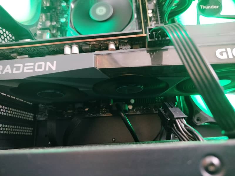 Gigabyte EAGLE RX 6600 8G Tri-Fan Graphics Card For Sale 3