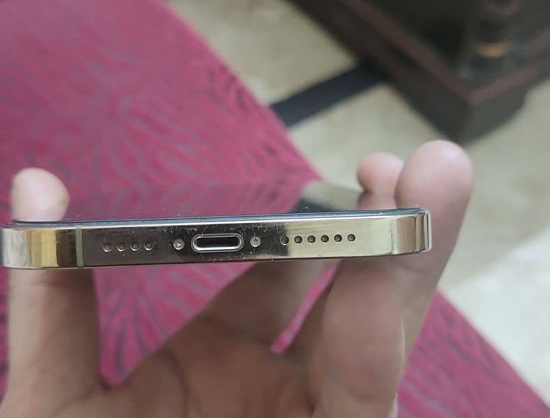 Iphone 12 Pro Max factor unlock 2