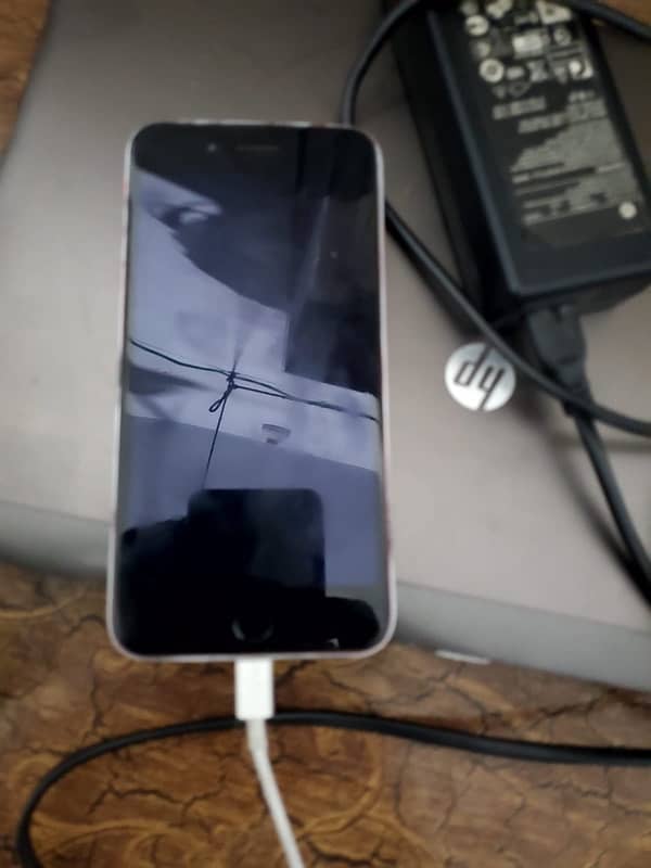iPHONE 8 PLUS 3