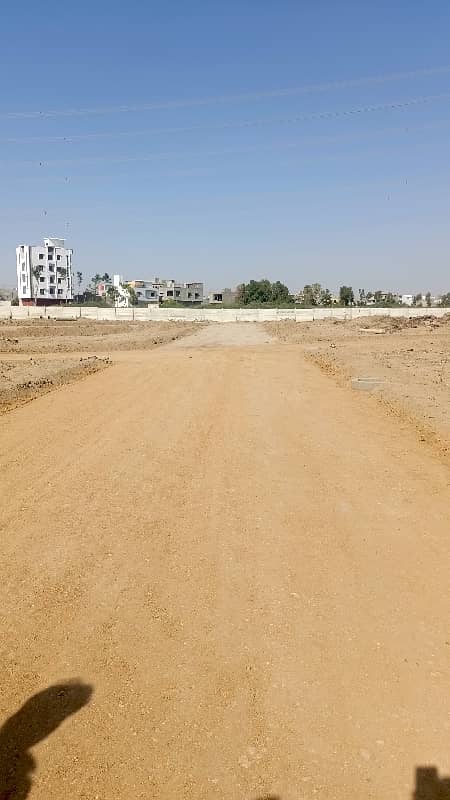 240 Sq Yard Leased Plot (ON BANK LOAN ALSO) For Sale in BLOCK 4 PIR AHMED ZAMAN TOWN 7