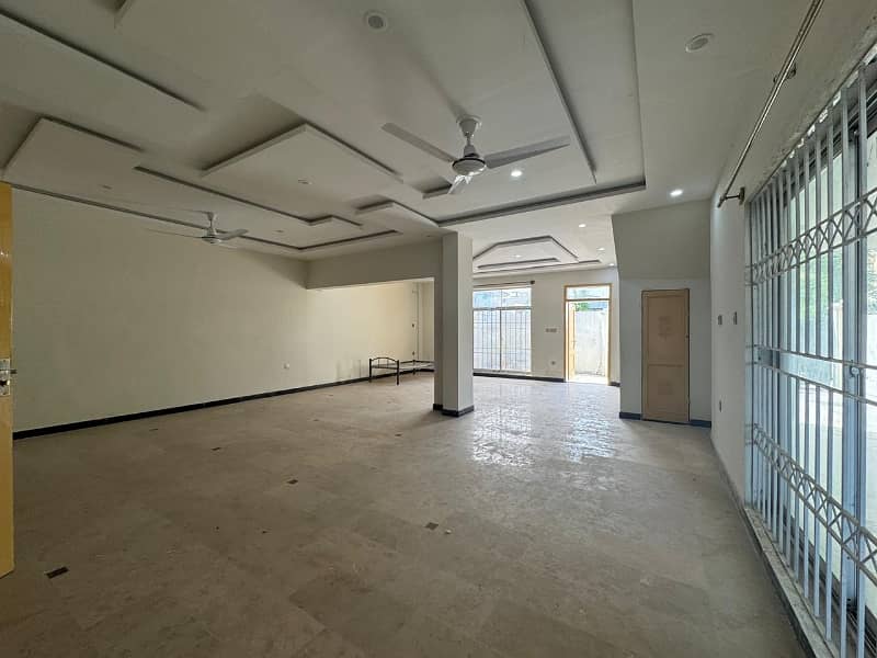 Beautiful House For Rent In F11 only Gast House 12