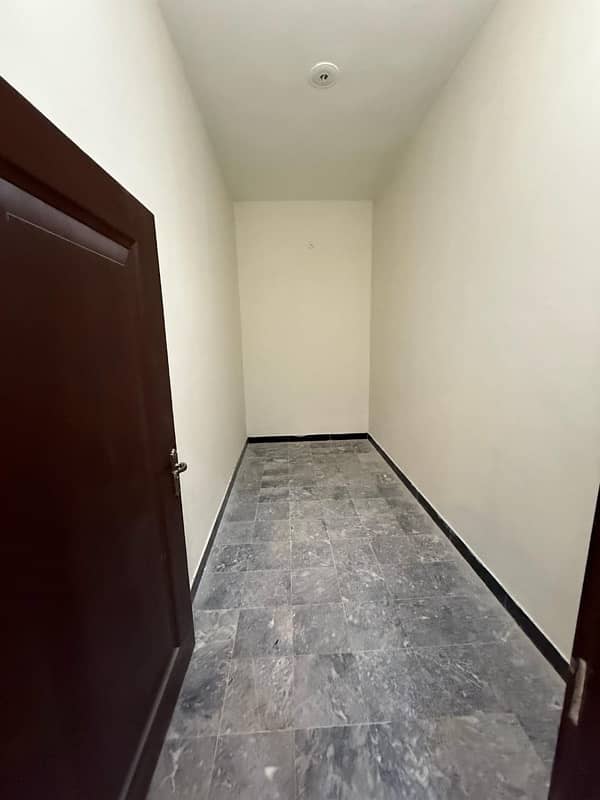 luxury 10 Marla house for Sale 4