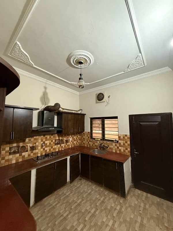 luxury 10 Marla house for Sale 5
